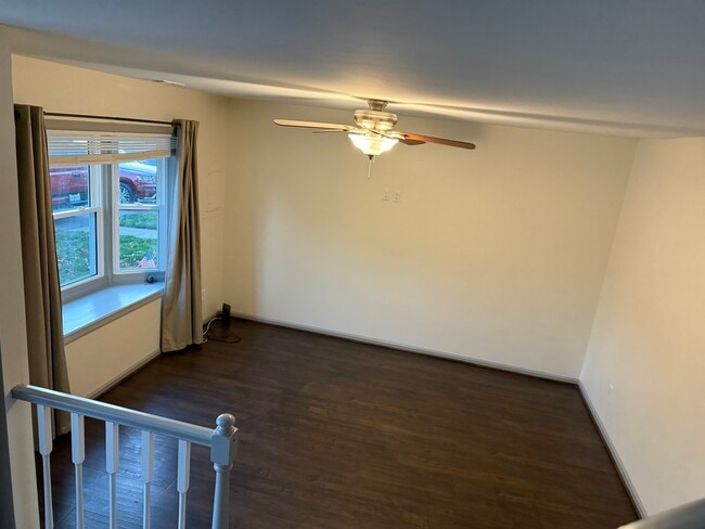 Foto del edificio - 1002 N Glen Dr