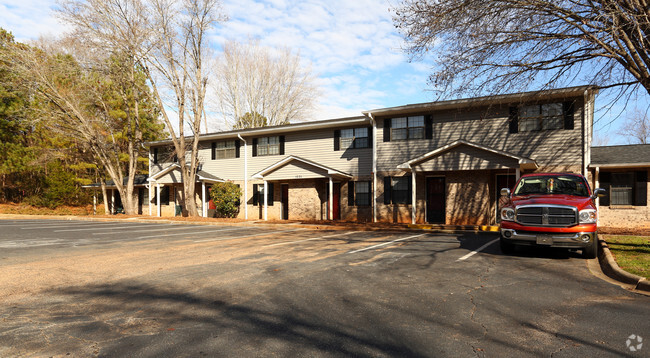 Building Photo - Old Hickory Apartments