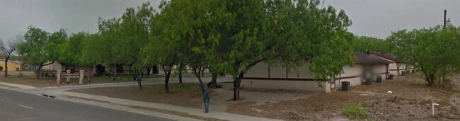 Foto del edificio - 611 S Leo Ave