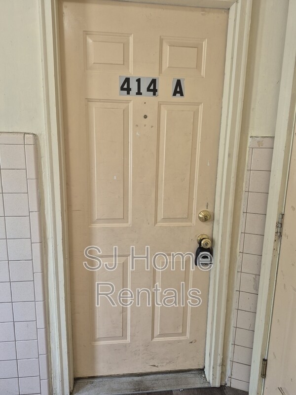 Foto del edificio - 414 Powell St