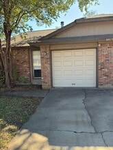 Building Photo - 8813 Cainwood Ln