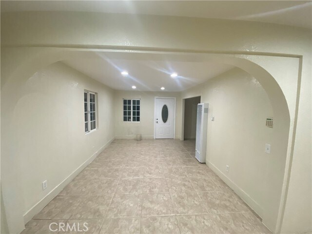 Foto del edificio - 141 Harding Ave