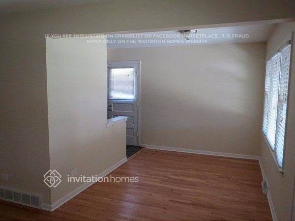 Foto del edificio - 110 Englewood Ave