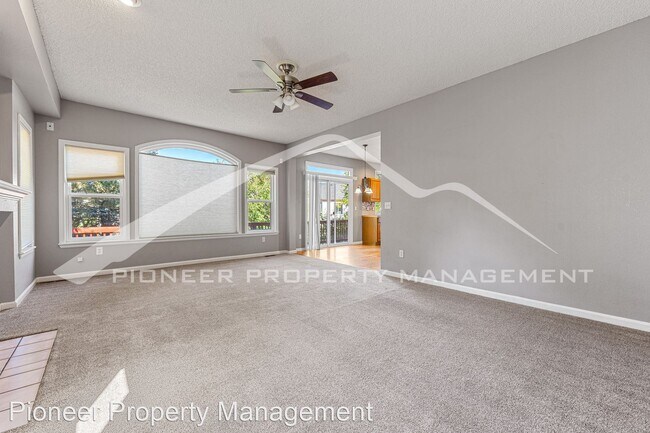 Foto del edificio - 3 br, 2.5 bath House - 5496 S Dunkirk Way