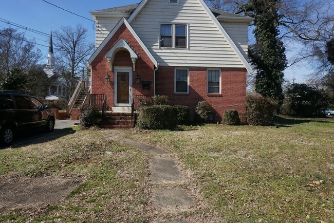 Photo - 1022 W 48th St Townhome