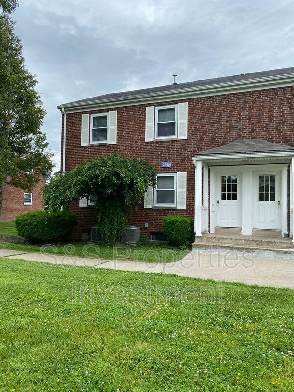 Primary Photo - 2600 Green St