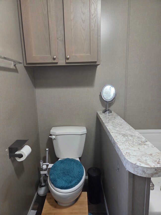 Foto del edificio - 335 Hillcrest Ave