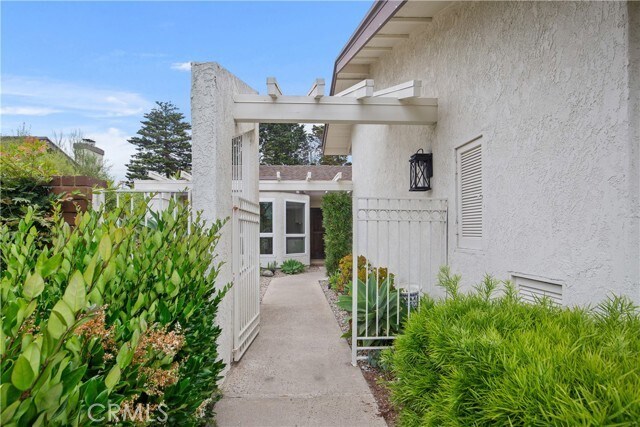 Building Photo - 37 Beachcomber Dr