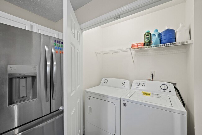 Building Photo - 30 Zebulon Pl