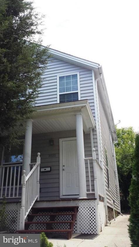 Primary Photo - 3555 Greenmount Ave