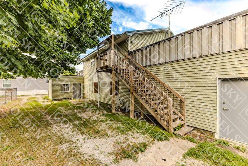 Foto principal - 820 W 15th St