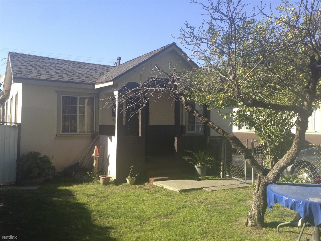 Primary Photo - 6643 Ira Ave