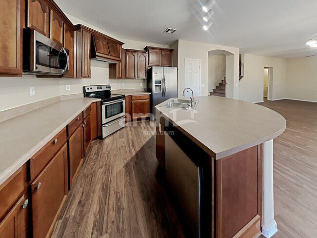 Foto del edificio - 14954 W Charter Oak Rd
