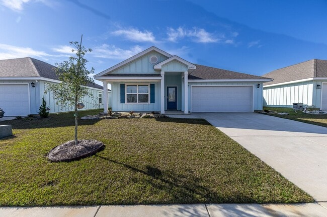 Foto del edificio - 1 Month FREE with 13 month lease!!!!     4 Bedroom 2 Bath Home in Roberts Cove Community in Foley