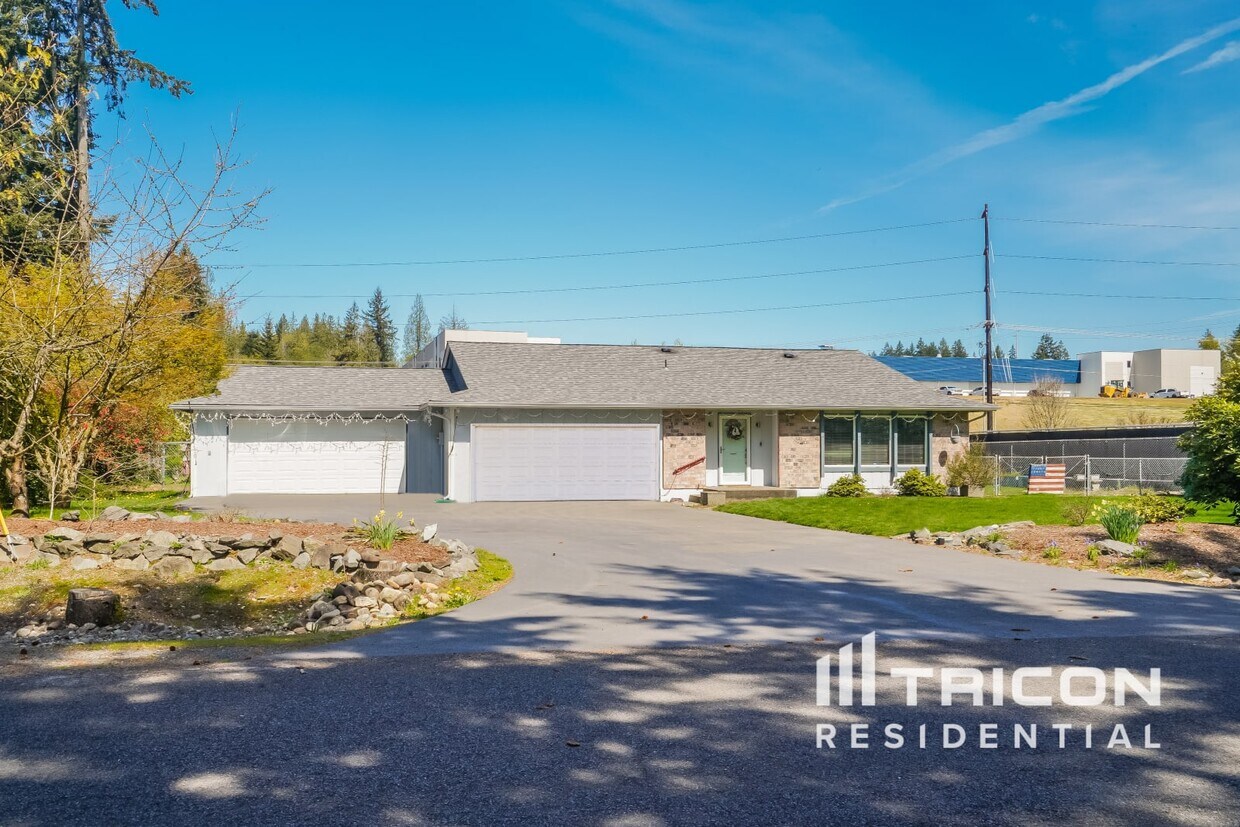 Foto principal - 5203 161st St E