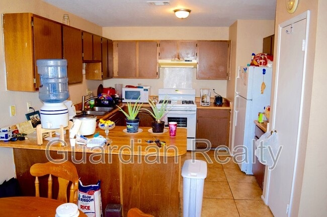 Foto del edificio - 801 N Major Ave