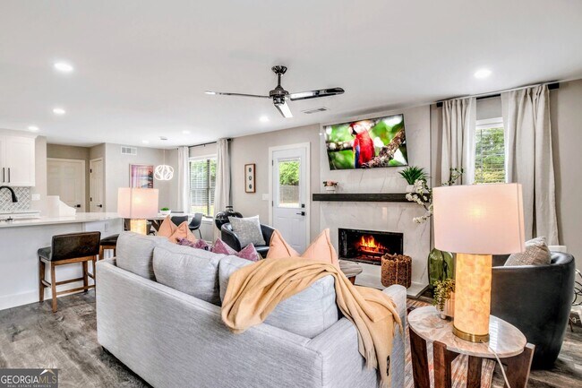 Foto del edificio - 8008 Clearview Cir