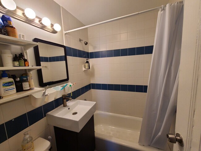 Foto del edificio - Furnished - Cleveland Circle - Close to T - Laundry Facility