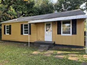 Building Photo - 3912 Honan Dr
