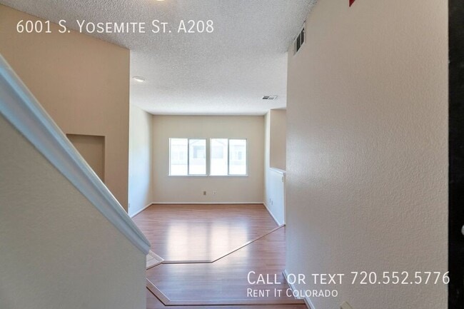 Building Photo - 6001 S Yosemite St