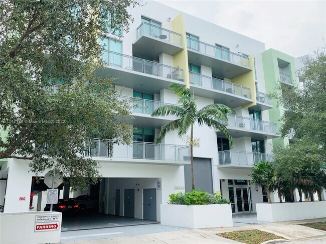 Building Photo - 3001 SW 27th Ave