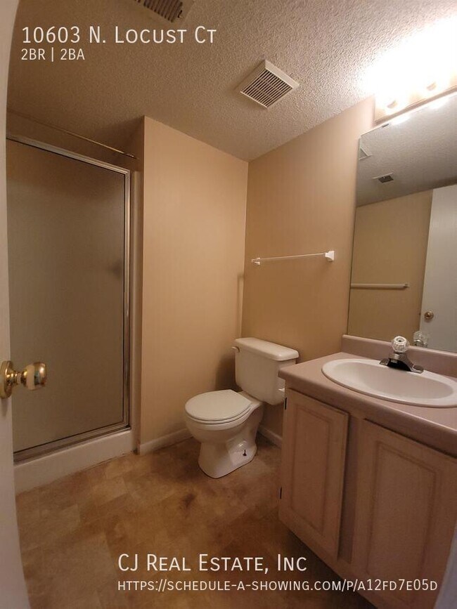 Foto del edificio - 10603 N Locust Ct