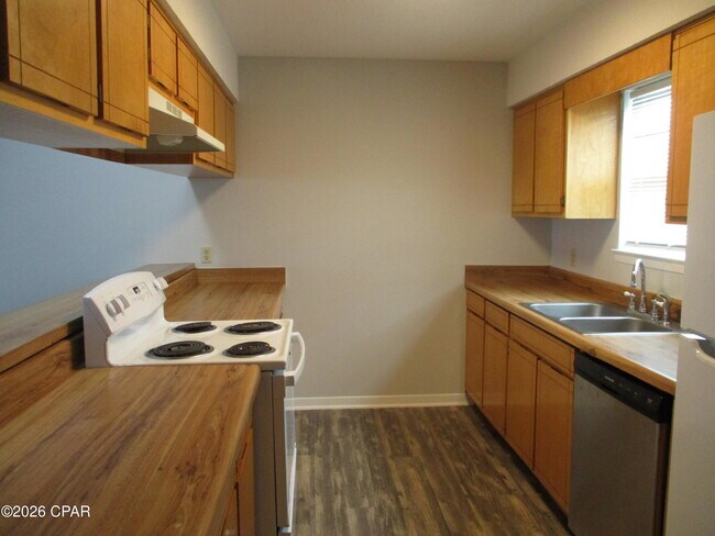 Foto del edificio - 1218 Stephen Dr