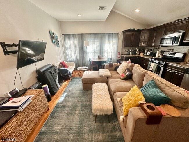 Building Photo - 390 Orange Rd