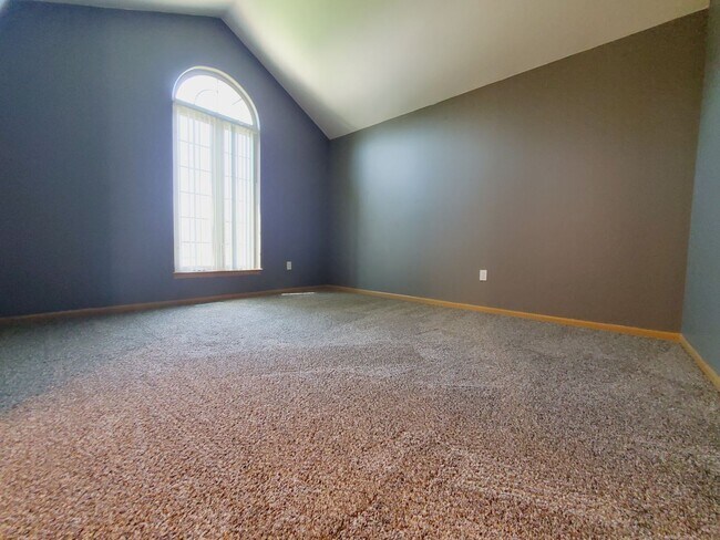 Foto del edificio - 4 Bed 2.5 Bath Home!