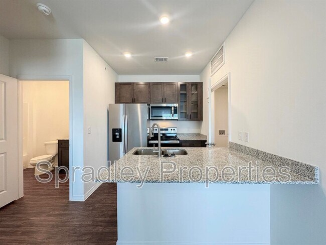 Foto del edificio - 1124 W Ave O