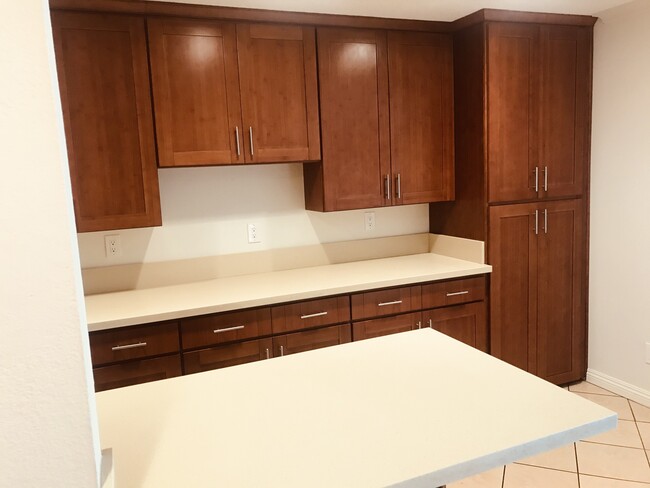Foto del edificio - 5252 Coldwater Canyon Ave