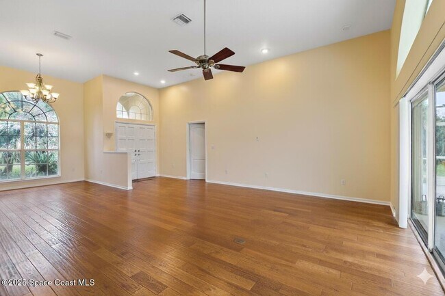 Building Photo - 137 Martesia Way