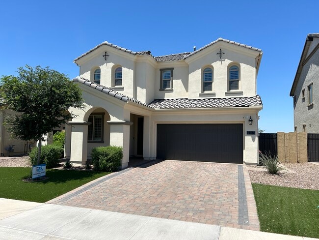 Building Photo - 4146 S Columbus Dr