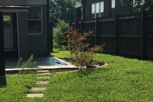 Foto del edificio - 1713 15th Ave S