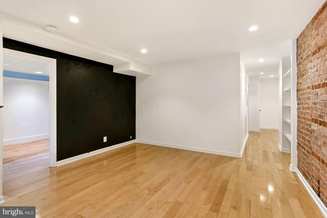 Building Photo - 1317 Rhode Island Ave NW