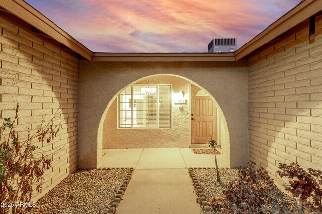 Building Photo - Spacious 5-Bedroom Home in the Heart of Sc...