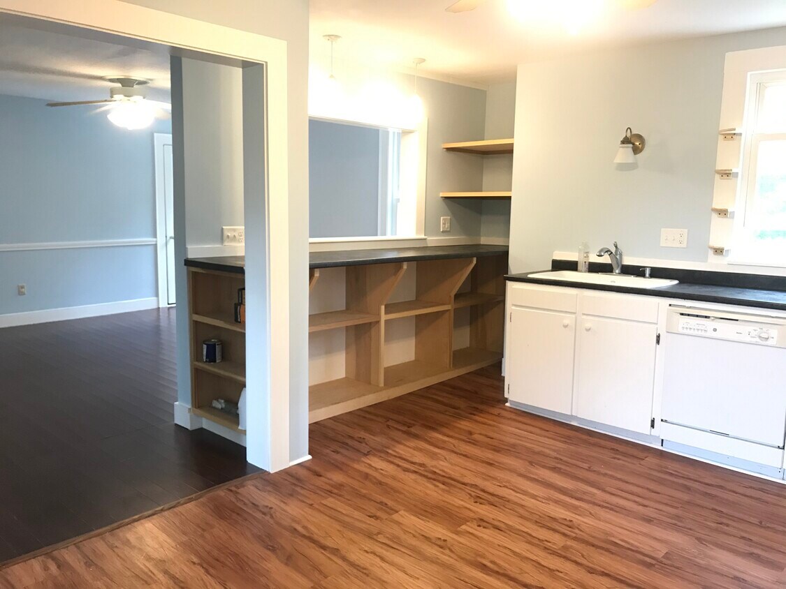 Kitchen/Living Room - 17 Mill St