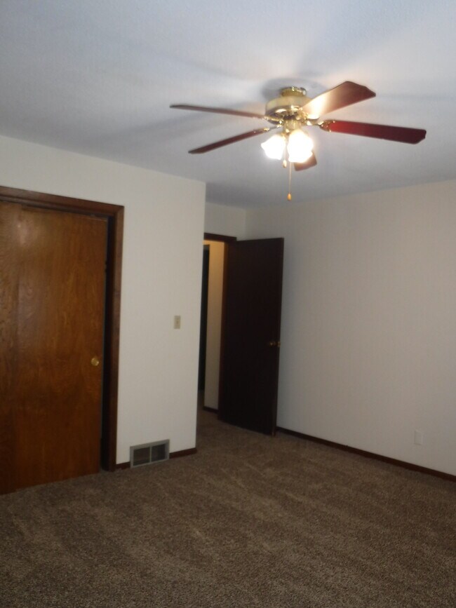 Building Photo - 1510 Pat Dr