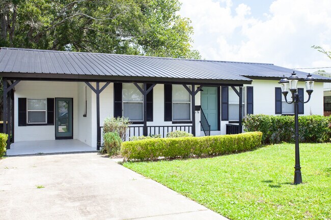 Building Photo - 1321 Stimson St