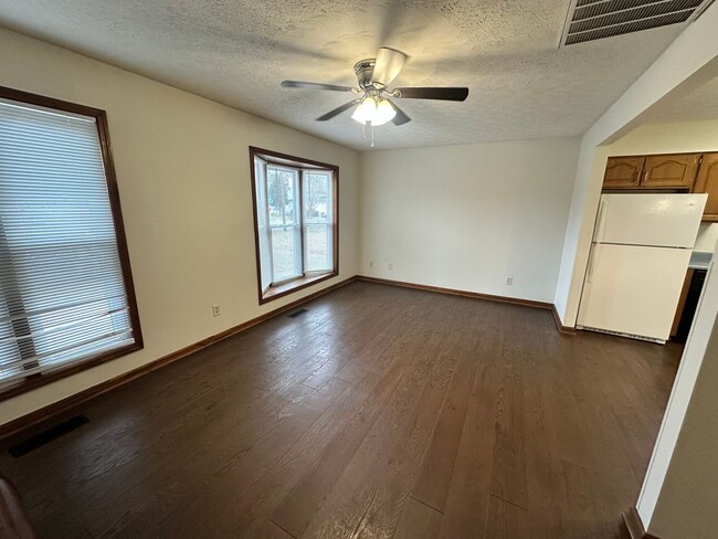 Foto del edificio - 1904 Sherrie Lane