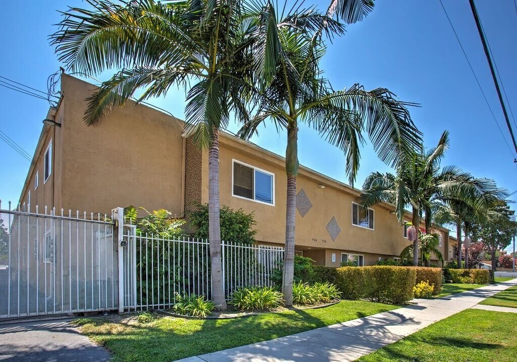 Elm Vista Apartments Downey, CA