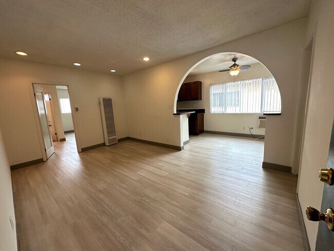 Foto del edificio - 12618 Pacific Ave