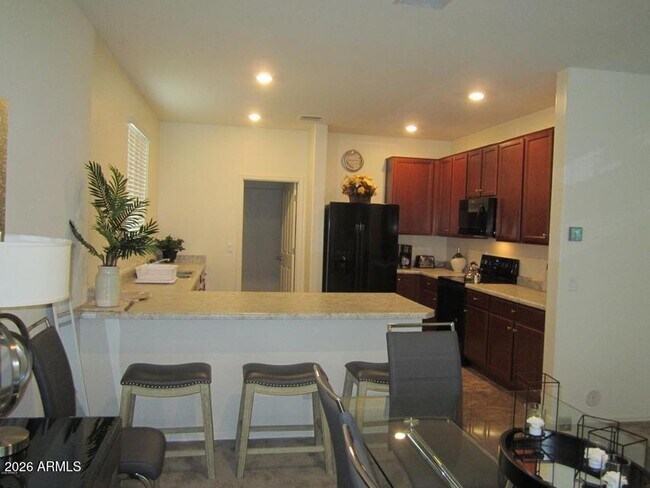 Building Photo - 40584 W Helen Ct