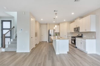 Building Photo - 4208 Lyons Fall Ln