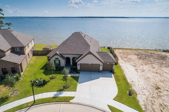 Foto del edificio - 15618 Westward Lake Ln