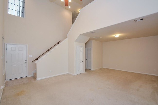 Building Photo - 3903 Calgary Cir