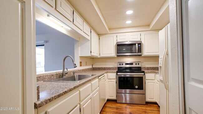 Foto del edificio - 5136 N 31st Pl