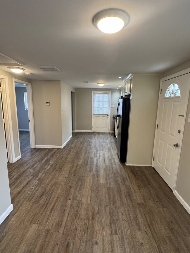 Foto del edificio - 129 Hamilton Ct