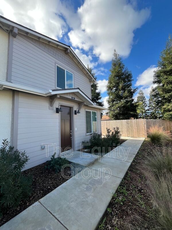 Foto del edificio - 405 S Summit St