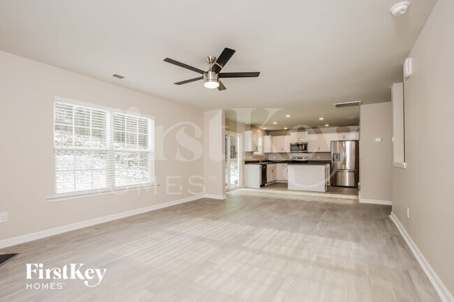 Foto del edificio - 2043 Longshadow St